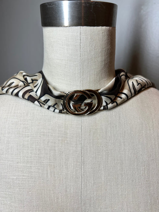 Gucci brooch scarf