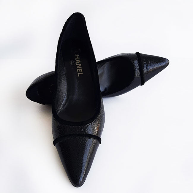 Chanel Black Crackled Patent Leather Kitten Heel Pump Sz 37.5 (7.5)